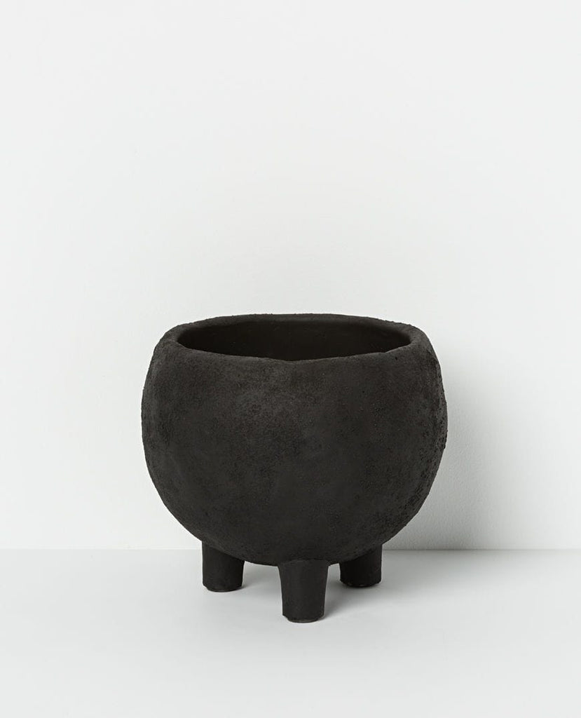 Papaya Pots + Vases + Lanterns Monte Pot, Black