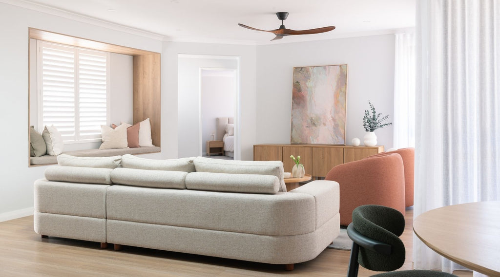 “Relaxed Luxury in Carine: A Family Home with Heart”