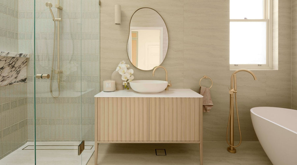 Bathroom Mirror trends 2025, organic