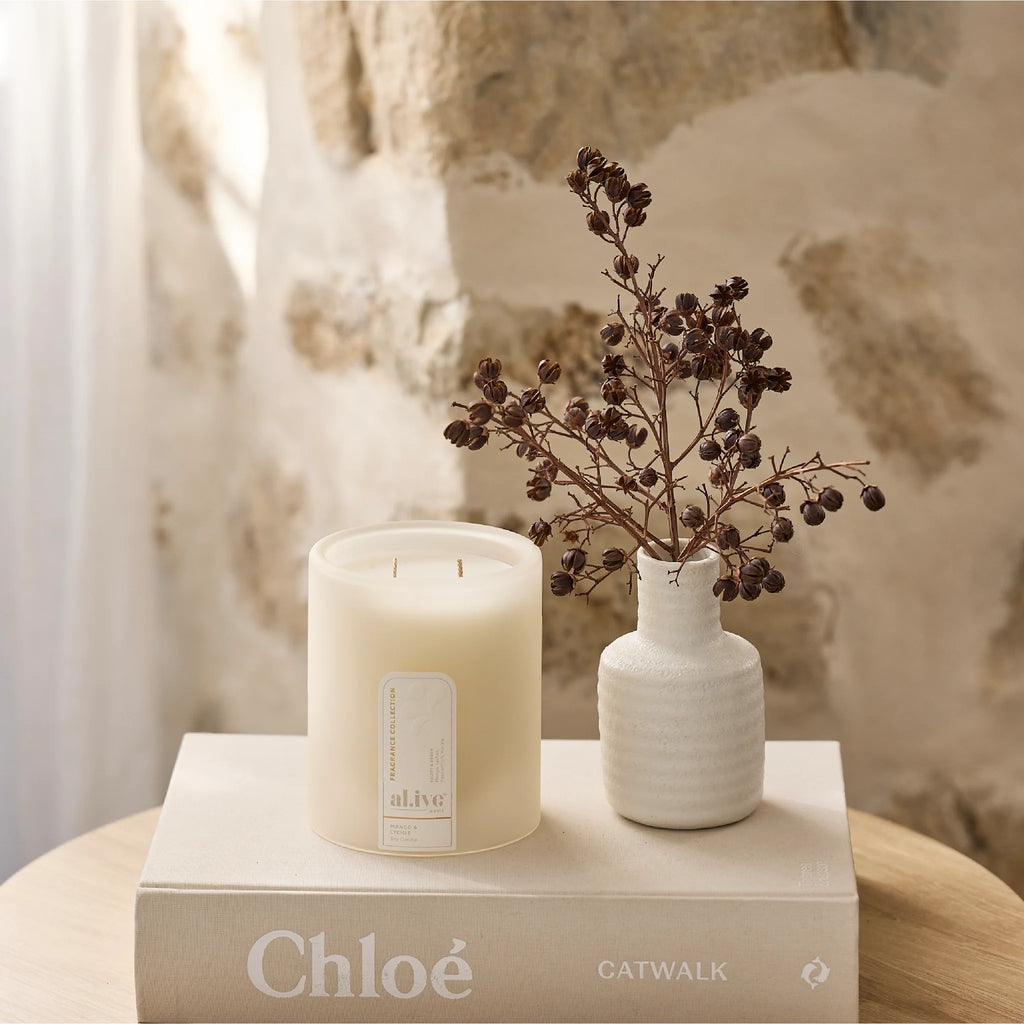 Natural soy wax candle in mango and lychee fragrance - Australian made