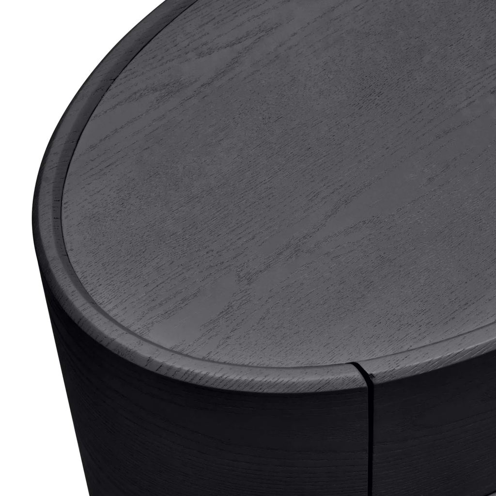 Finn Oval Bedside black— close-up of timber grain 