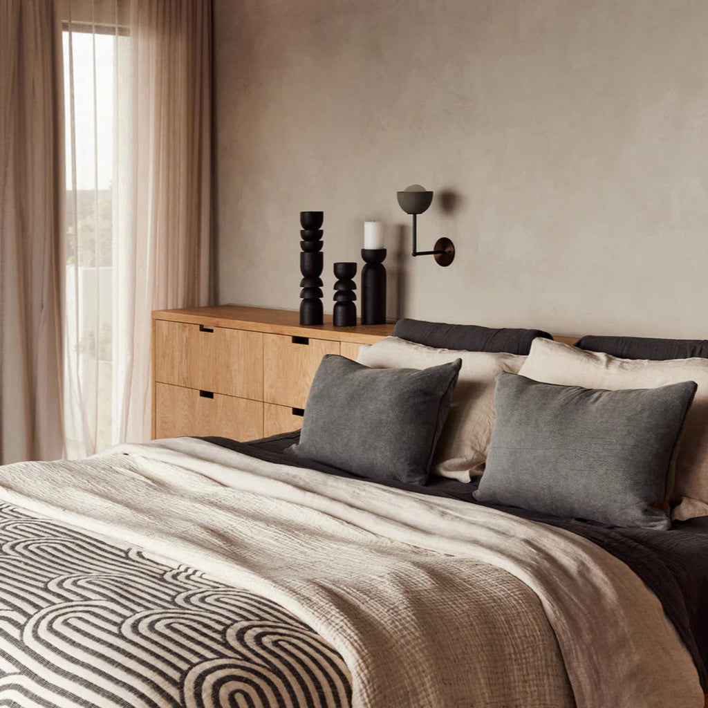 Natural cotton bed cover ‘Speckle’ by Saardé, lightweight textured layering piece made in Turkey