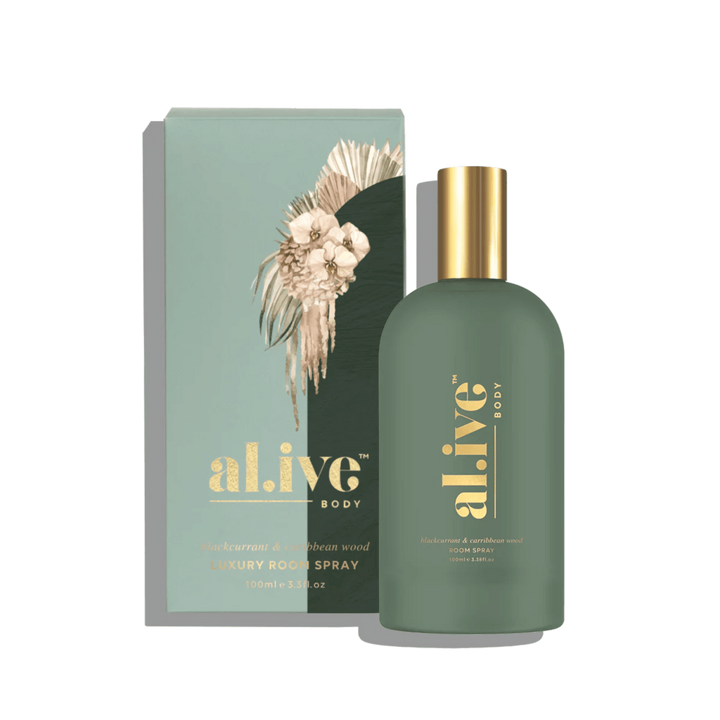 The al.ive body Blackcurrant & Caribbean Wood Room Spray, spray into the centre of the room, to scent your home with the invigorating aroma of juicy fruits with natural moss and wood. 